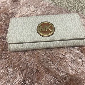 Michael Kors wallet